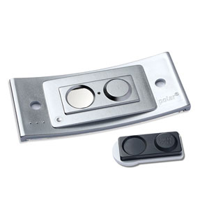 namensschilder-kleidung-mit-magnet-stark-555657_m.jpg