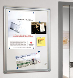 plakatvitrinen-innen-89203_m.jpg
