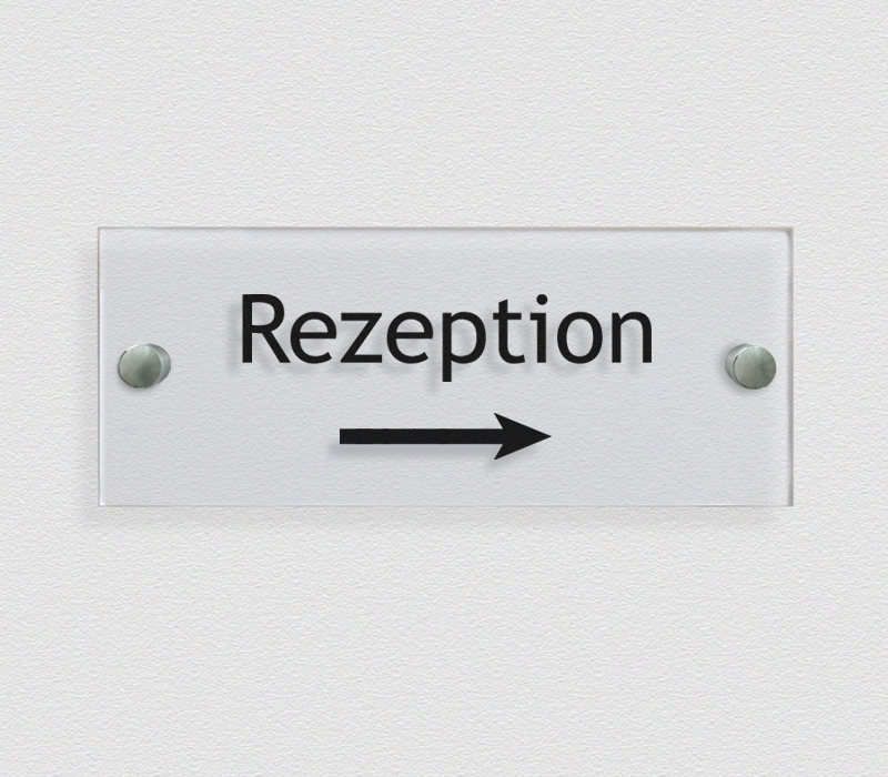 8-tuerschild-rezeption-rechts-pfeil-91906.jpg