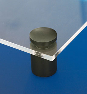 Acrylglasschild mit Abstandshalter aus Aluminium in schwarzer Farbe