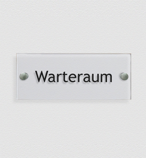 Türschild 'Warteraum' aus klarem Acrylglas